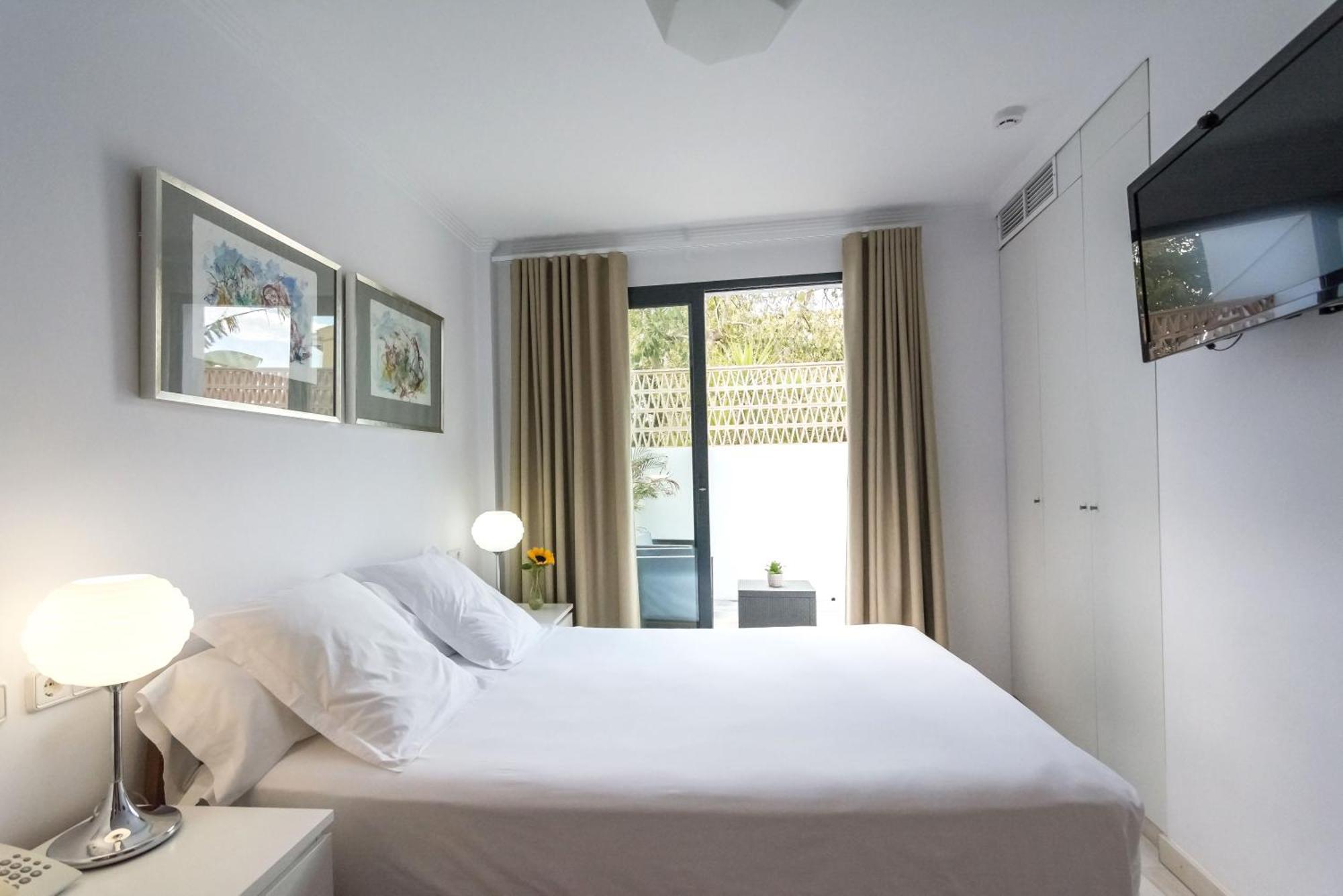 Hotel Nou Roma Денія Номер фото